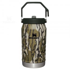 Jugs Stanley Hunt + Fish IceFlow Flip Straw | 64 OZ | Italia S2044